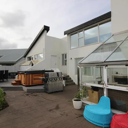 Luxury Villa Reykjavik